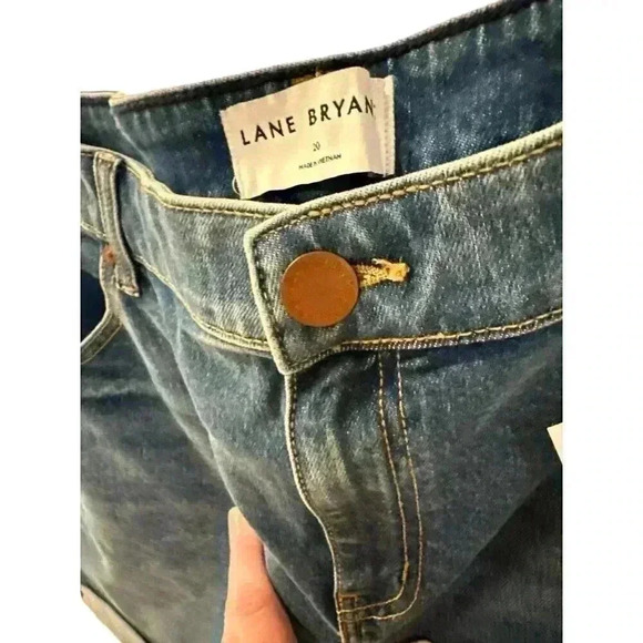 Lane Bryant Signature Fit Boyfriend Midi Shorts Size 20, NWT - Picture 2 of 7